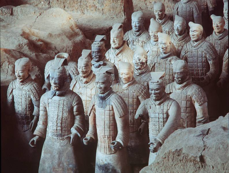 【课程育人】【《百校百家共话百年中国》第四期第三讲】陕西师范大学曹玮教授为我校学子讲授“秦始皇和秦帝国”